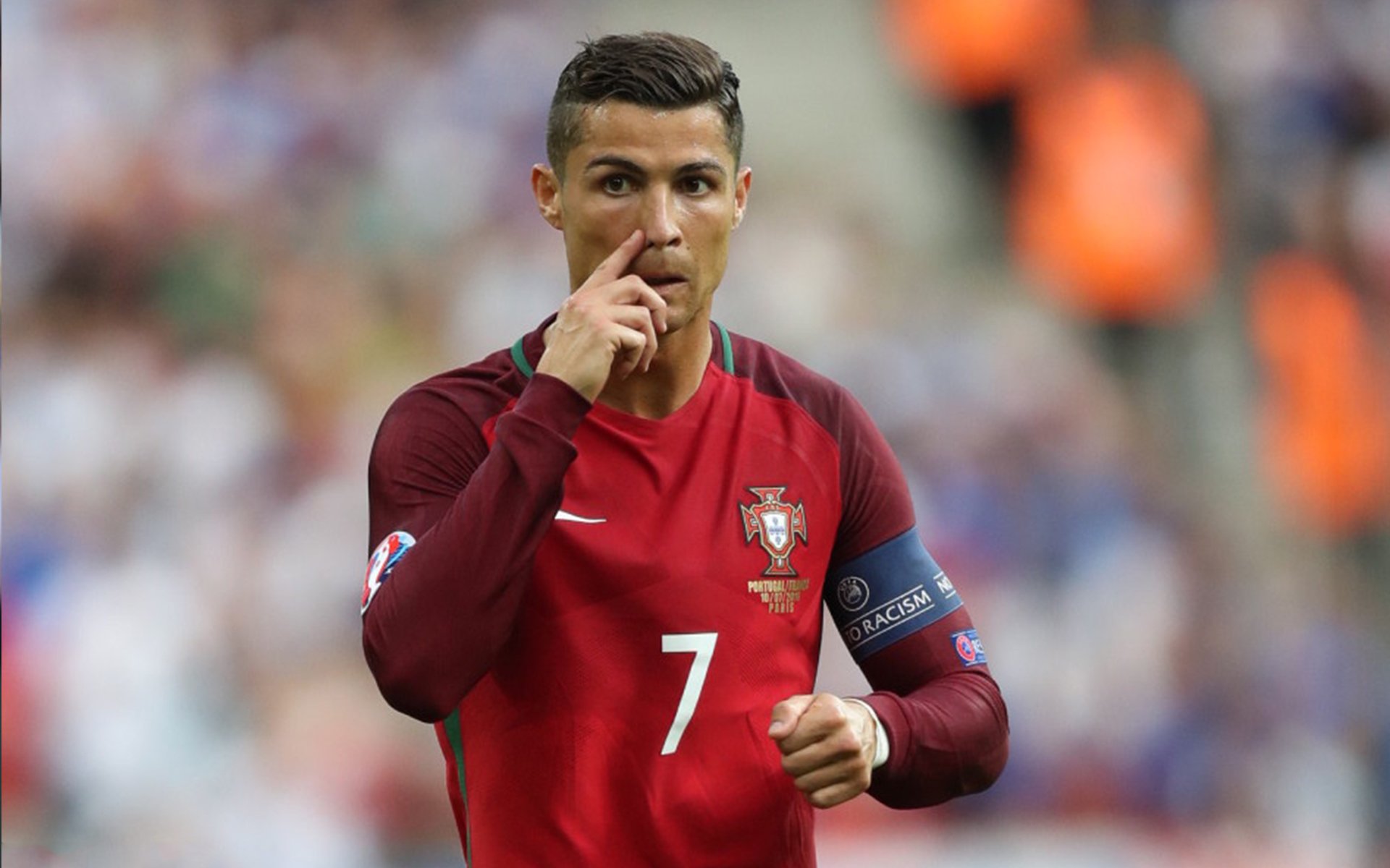 开云棋牌-世界足球日庆典全球同步举行，促进足球文化传播，世界足球日主题活动